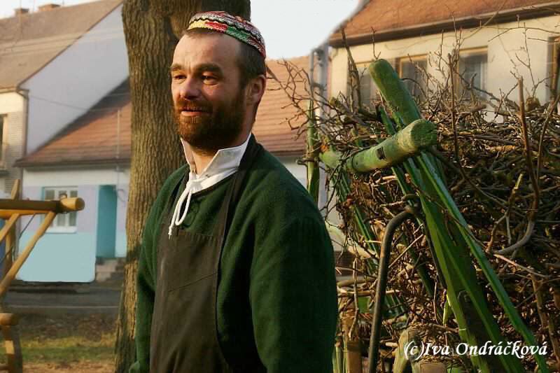 zásobovač