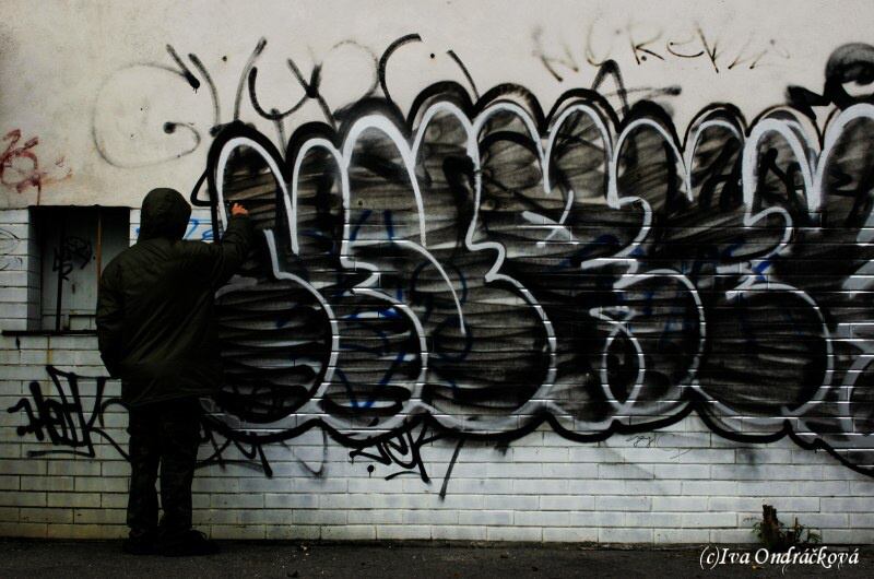 graffiti h