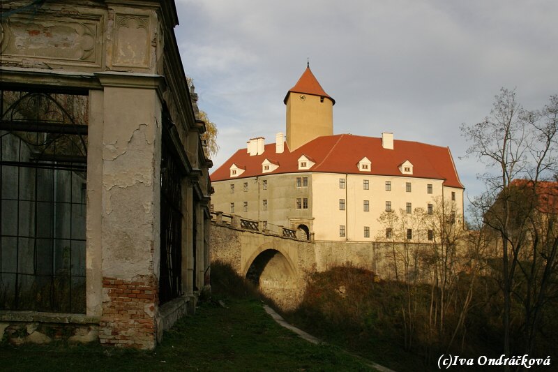 hrad a sklenik